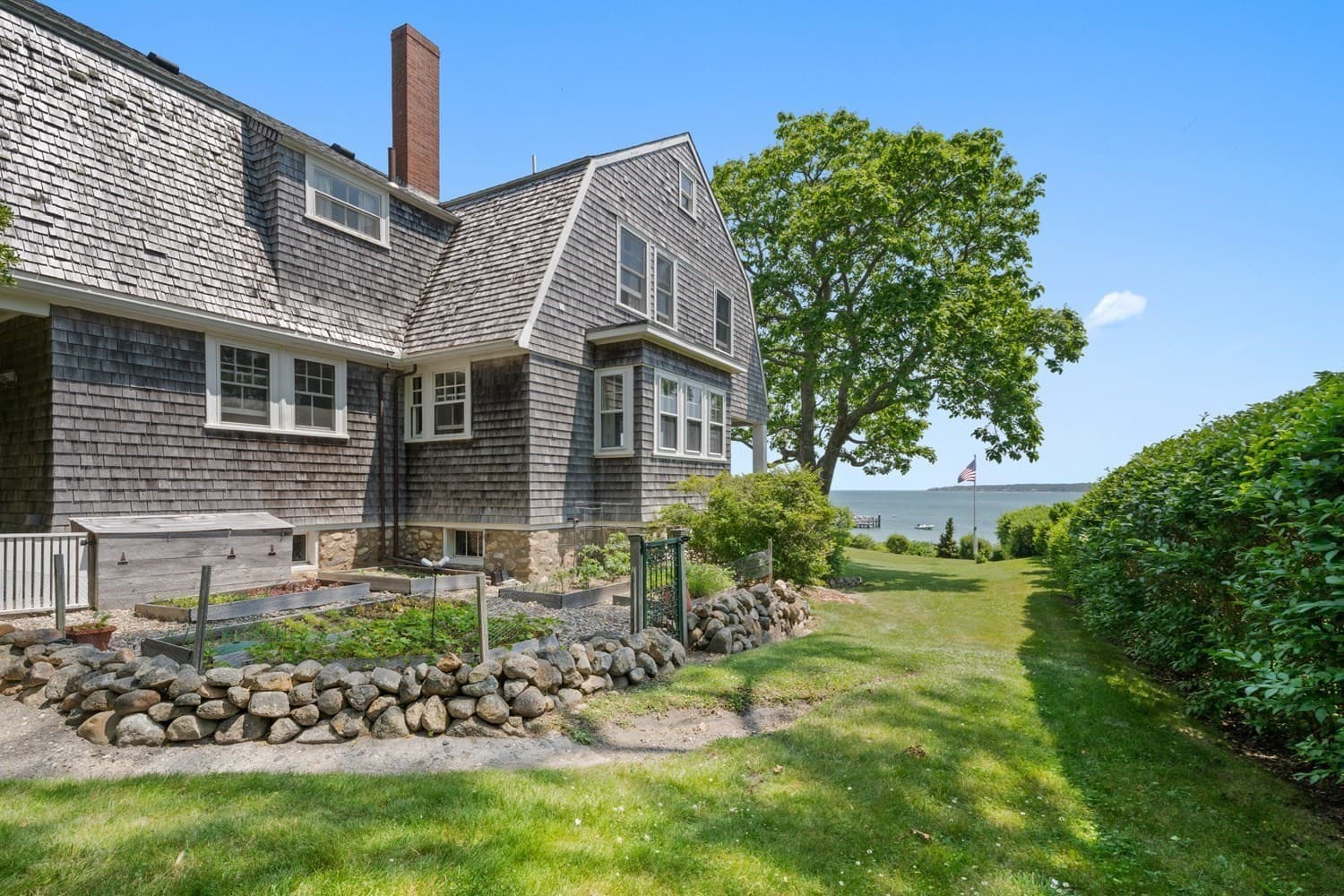 Single Family Residence at 33 Goethals Way, Tisbury MA 02568, photo 16 of 19