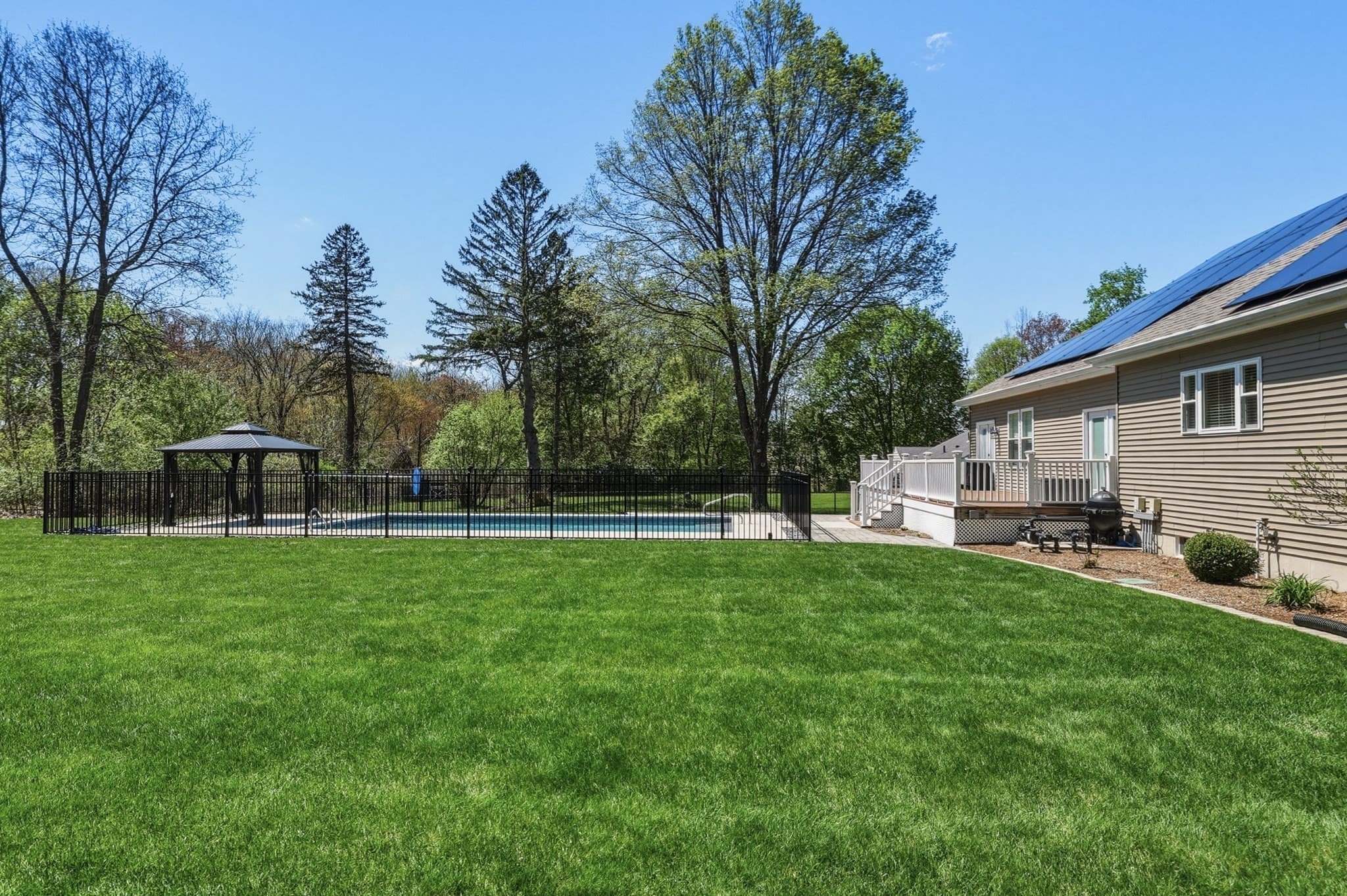 Single Family Residence at 980 Center Street, Ludlow MA 01056, photo 5 of 42