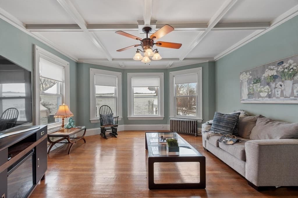 Single Family Residence at 741 Salem Street, Lynnfield MA 01940, photo 5 of 34
