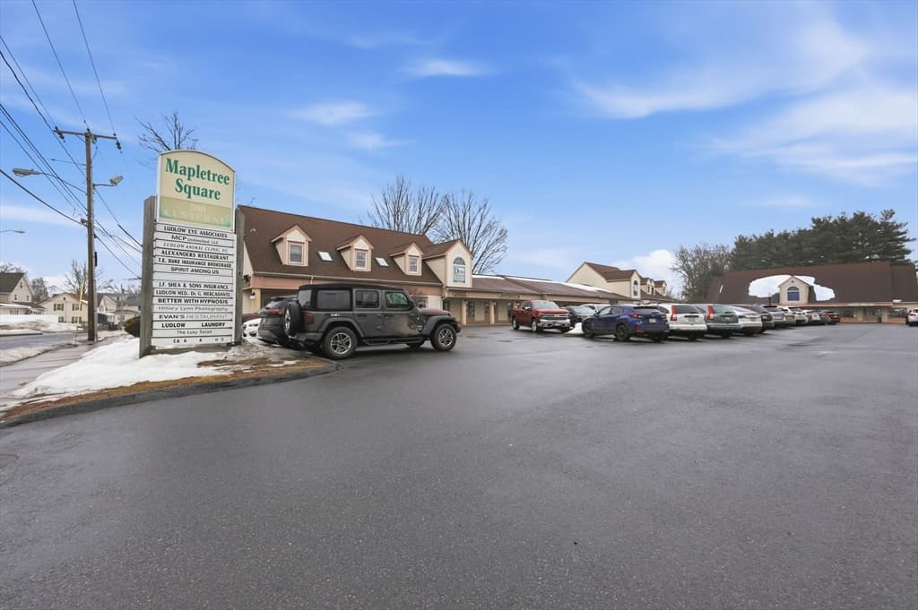 200 Center St # 16, Ludlow MA 01056