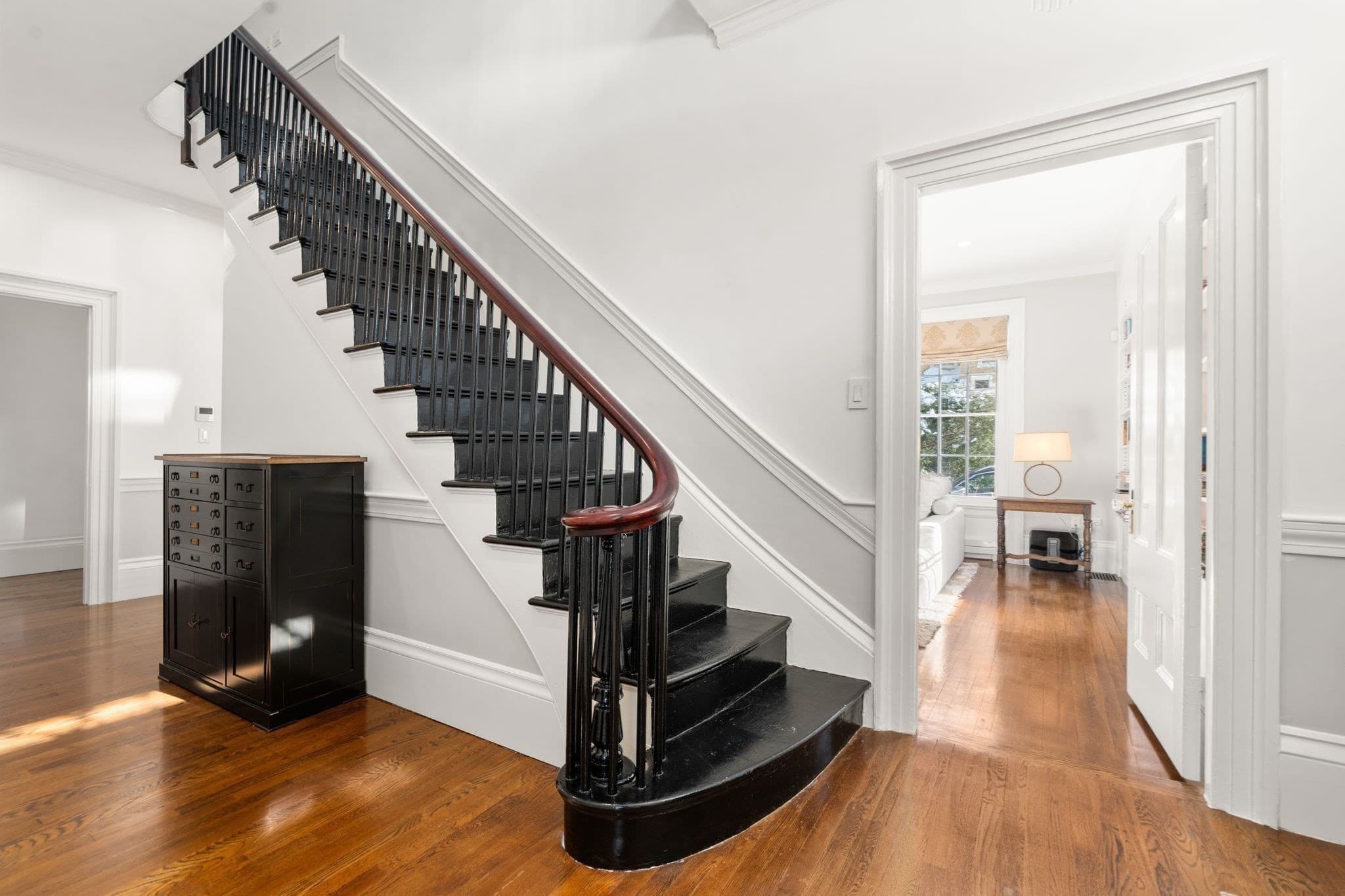 Single Family Residence at 269 Franklin St, Newton MA 02458, photo 2 of 30