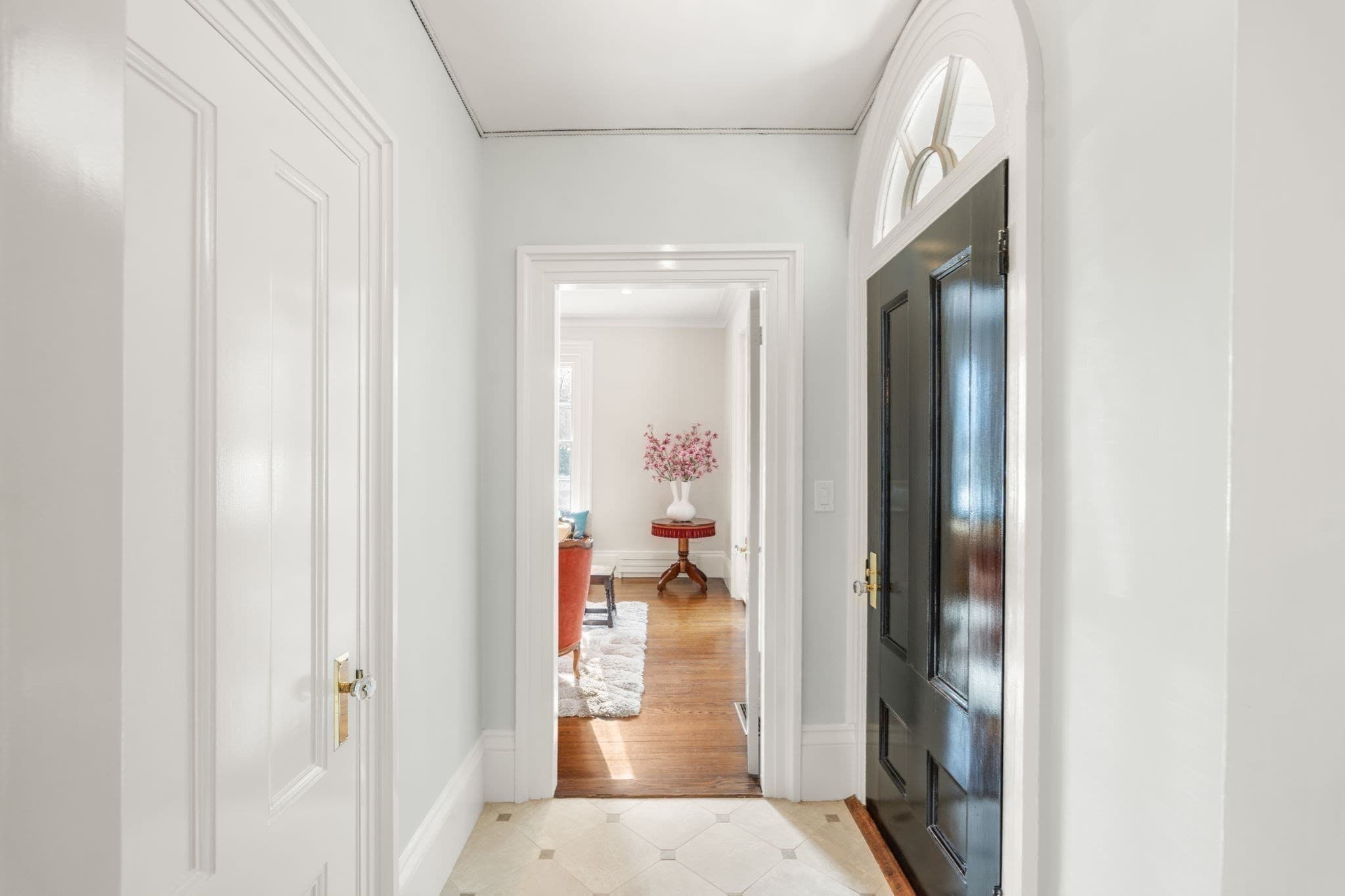 Single Family Residence at 269 Franklin St, Newton MA 02458, photo 3 of 30
