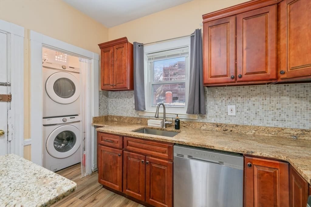 Multi Family at 187 Highland St, Boston MA 02119, Boston, photo 2 of 21