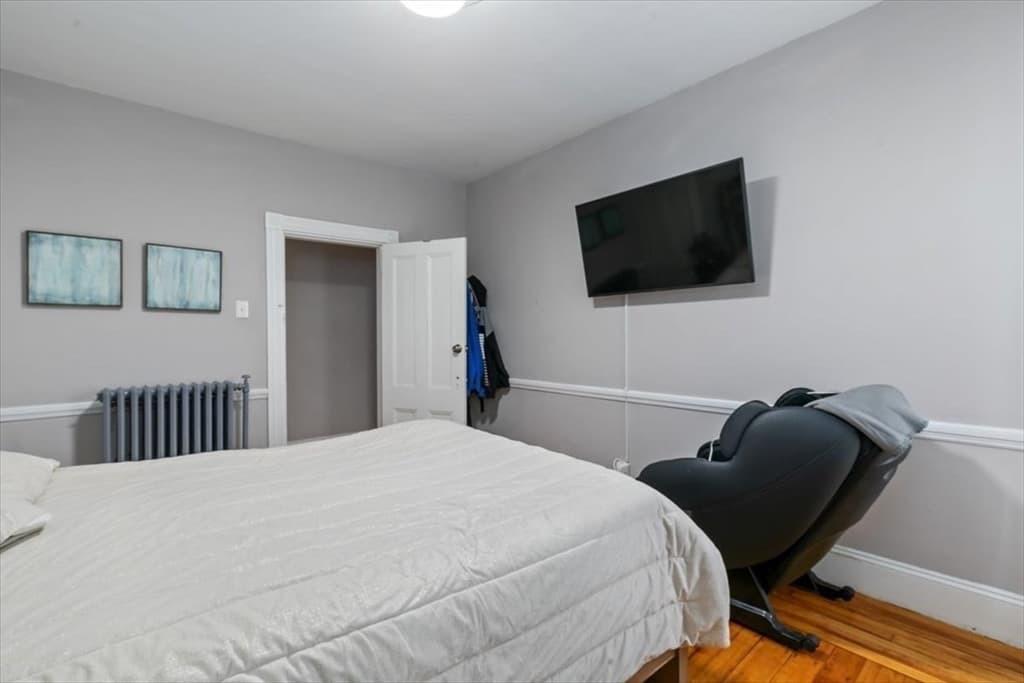 Multi Family at 187 Highland St, Boston MA 02119, Boston, photo 8 of 21