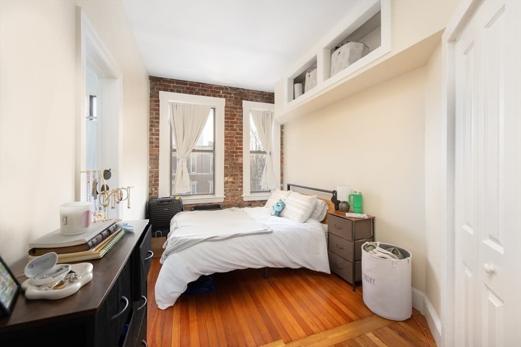 Condominium at 111 Jersey St. # 15, Boston MA 02215, photo 8 of 16