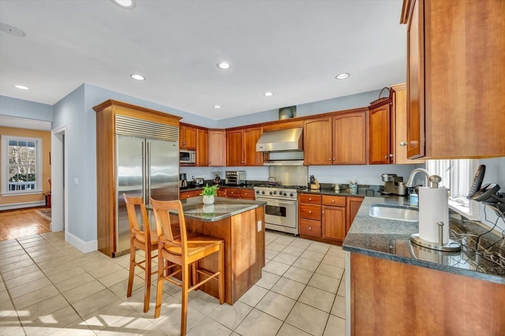 Single Family Residence at 32 Pimlico Pond Rd, Sandwich MA 02644, photo 5 of 32