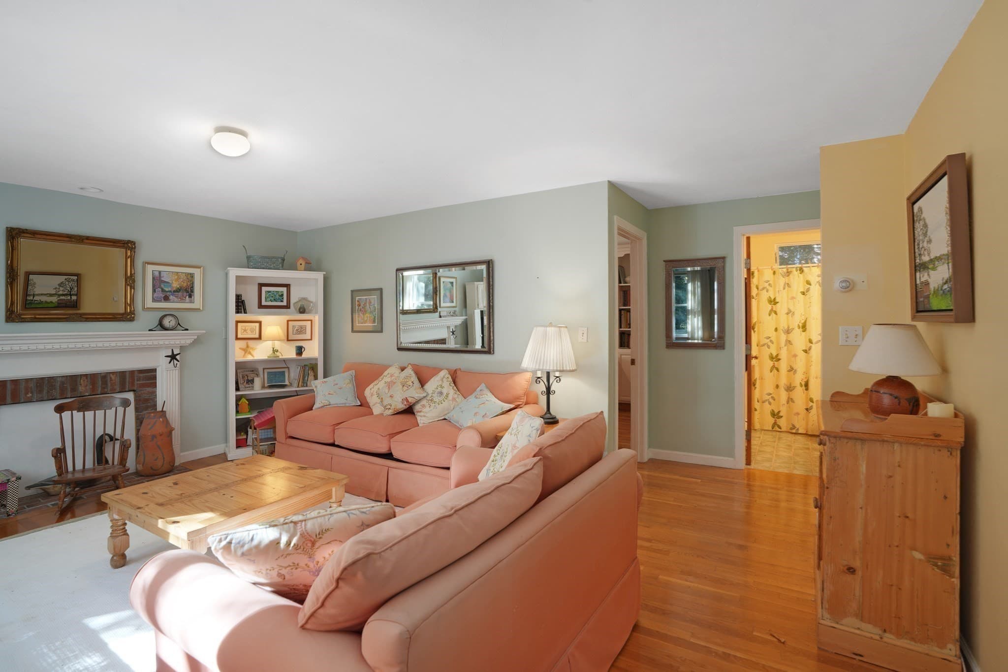 Single Family Residence at 22 Old Lighthouse Road, Tisbury MA 02568, photo 12 of 30