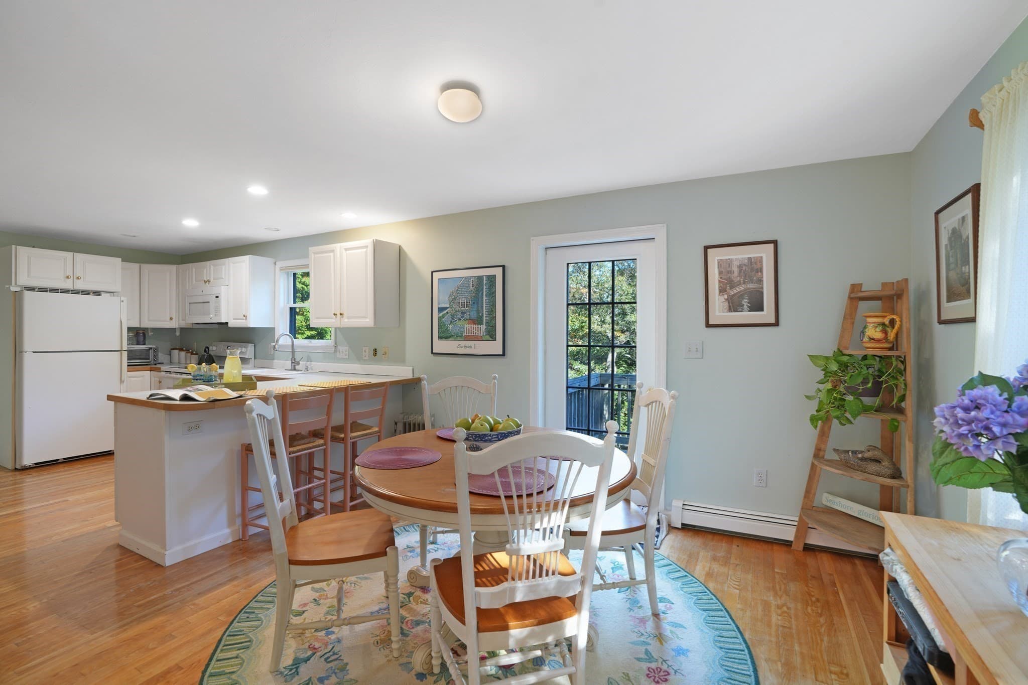 Single Family Residence at 22 Old Lighthouse Road, Tisbury MA 02568, photo 4 of 30