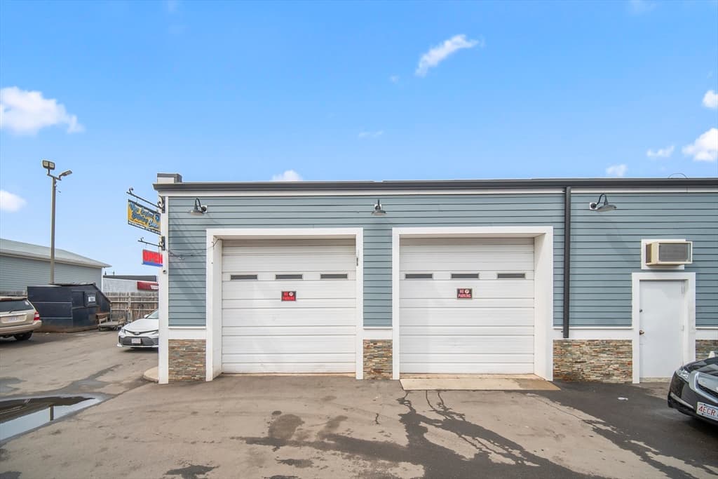 Business Opportunity at 777 Confidential St, Salem MA 01970, Salem, photo 6 of 41