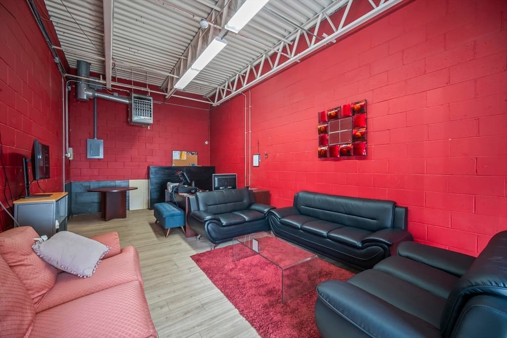 Business Opportunity at 777 Confidential St, Salem MA 01970, Salem, photo 13 of 41