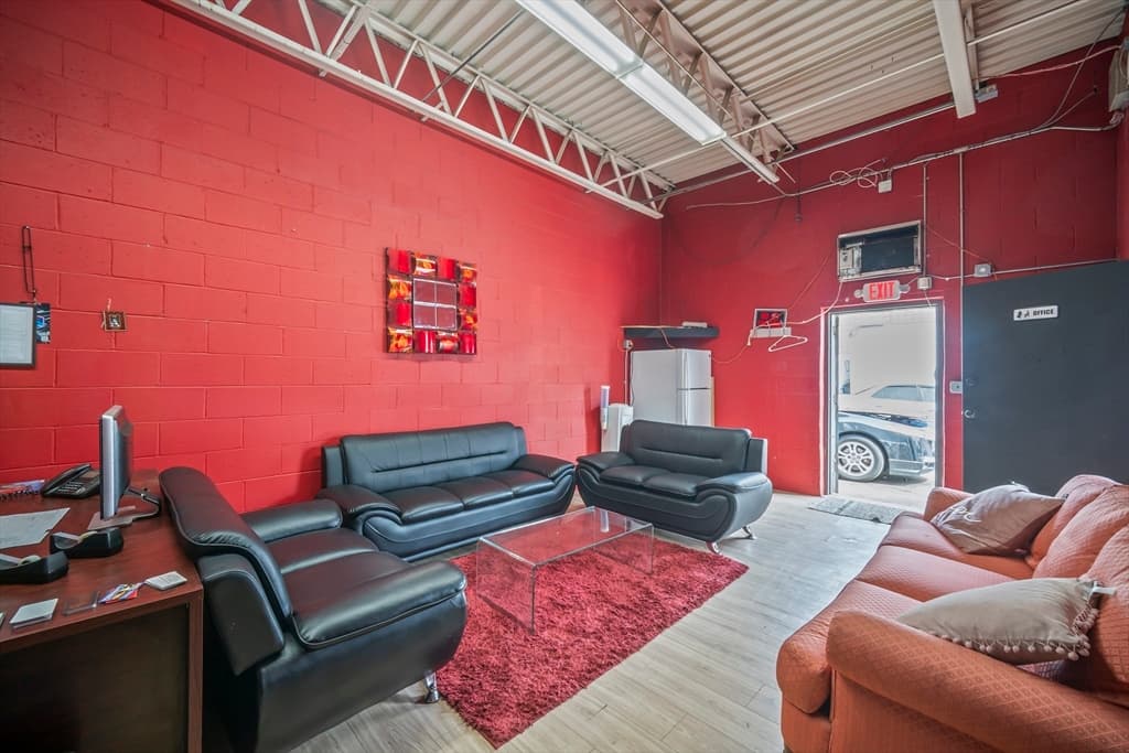 Business Opportunity at 777 Confidential St, Salem MA 01970, Salem, photo 17 of 41
