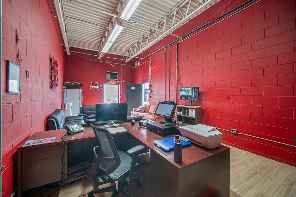 Business Opportunity at 777 Confidential St, Salem MA 01970, Salem, photo 15 of 41