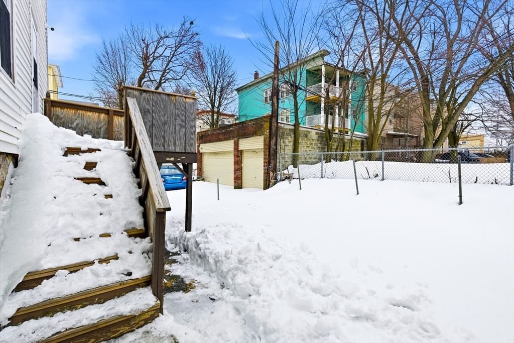 3 Family - 3 Units Up/Down at 23 Lawrence Ave, Boston MA 02121, Boston, photo 25 of 25