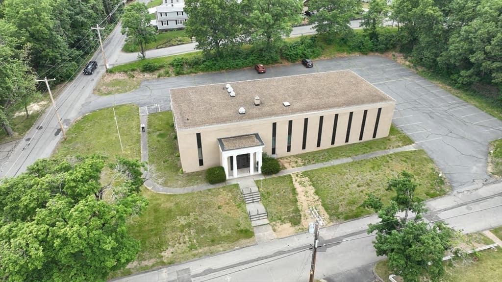 16 Thorndike Street, Fitchburg MA 01420
