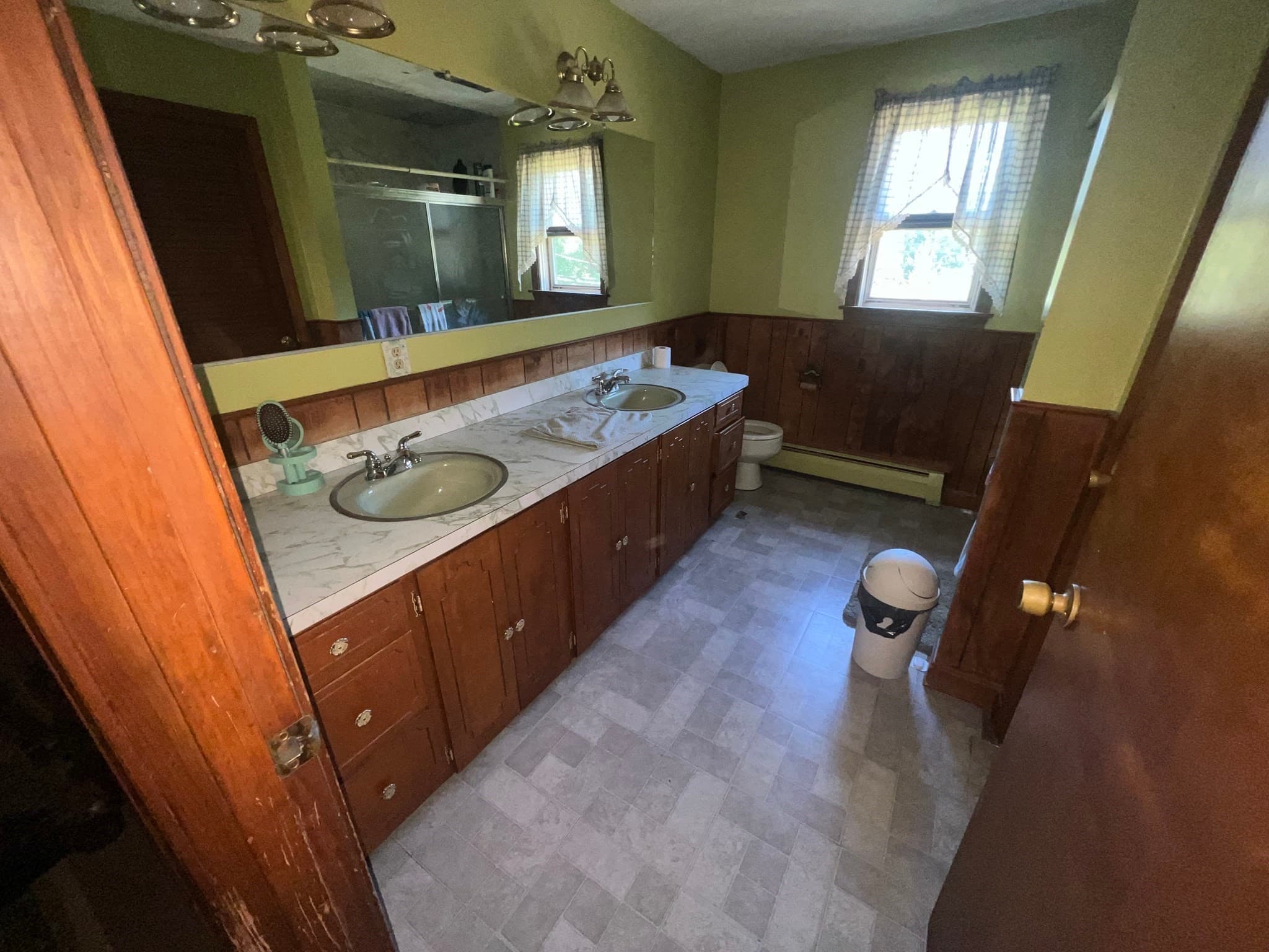Single Family Residence at 343 Old Bedford Rd, Westport MA 02790, photo 5 of 35