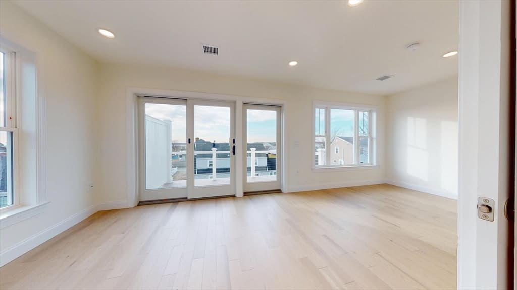Single Family Residence at 29 Parkers Neck Rd, Yarmouth MA 02664, Yarmouth, photo 21 of 33