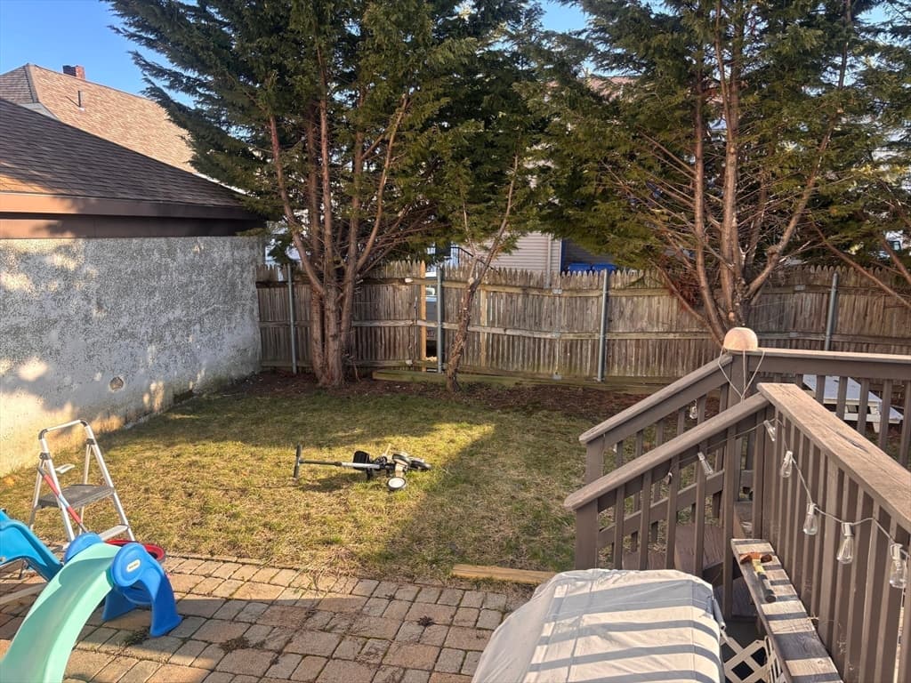 Single Family Residence at 148 Princeton St, New Bedford MA 02745, photo 16 of 21