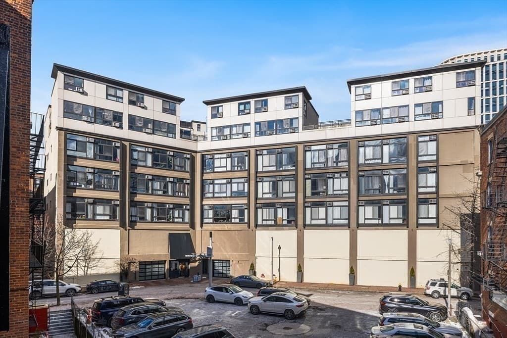 Condominium at 12 Stoneholm St # 423, Boston MA 02115, photo 10 of 14