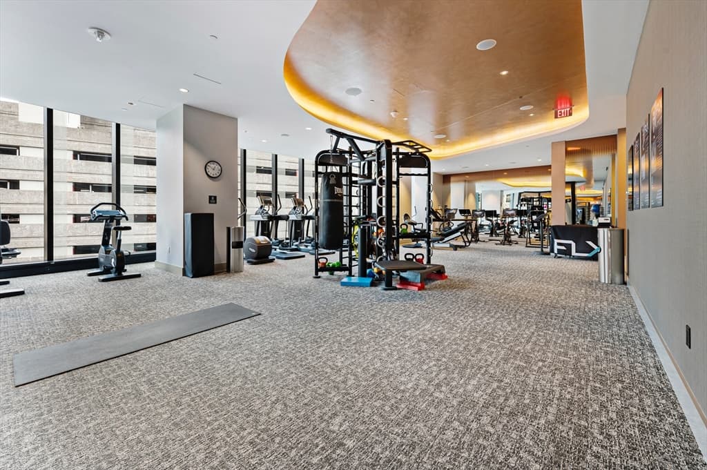 Condominium at 1 Franklin St # 1607, Boston MA 02110, photo 16 of 16