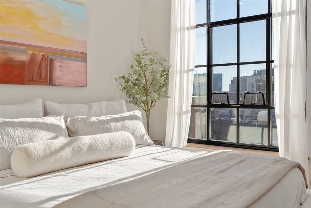 Condominium at 76 Wareham St, Boston MA 02118, photo 16 of 37