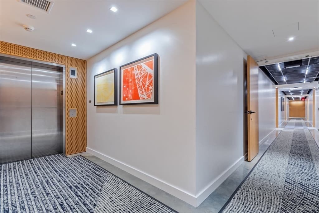 Condominium at 76 Wareham St, Boston MA 02118, photo 24 of 37