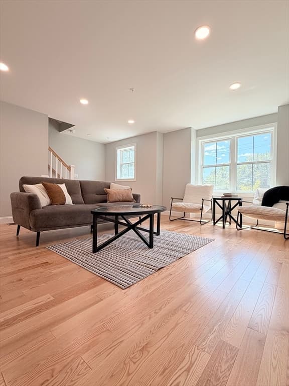 9 Acton Rd # 8, Chelmsford MA 01824