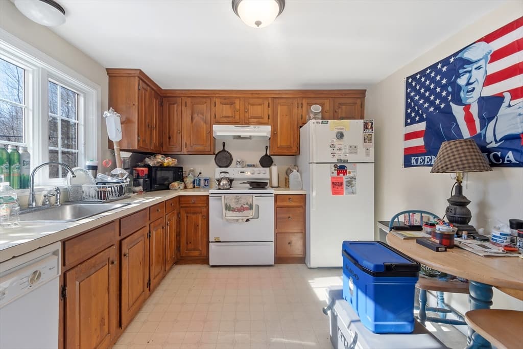 Commercial Sale at 561 Main St, Boxford MA 01921, photo 28 of 41