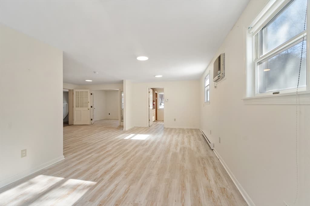 Commercial Sale at 561 Main St, Boxford MA 01921, photo 9 of 41
