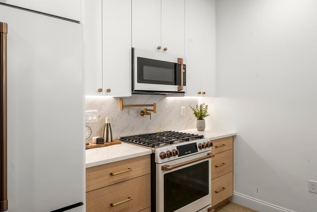 51 North Margin St, Boston MA 02113 photo 13