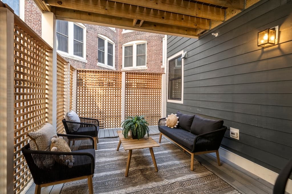 51 North Margin St, Boston MA 02113 photo 24