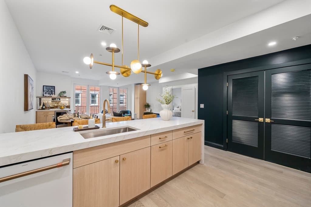51 North Margin St, Boston MA 02113 photo 15