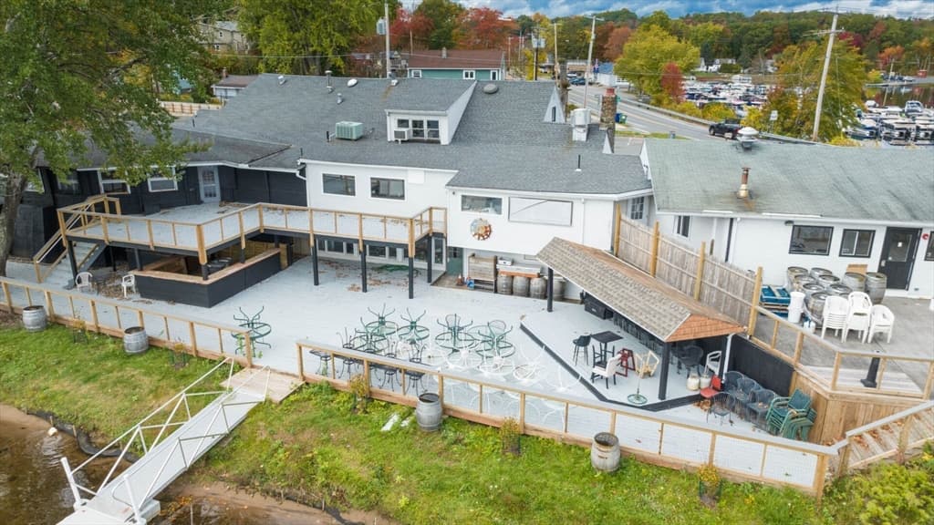 141 Congamond Rd, Southwick MA 01077