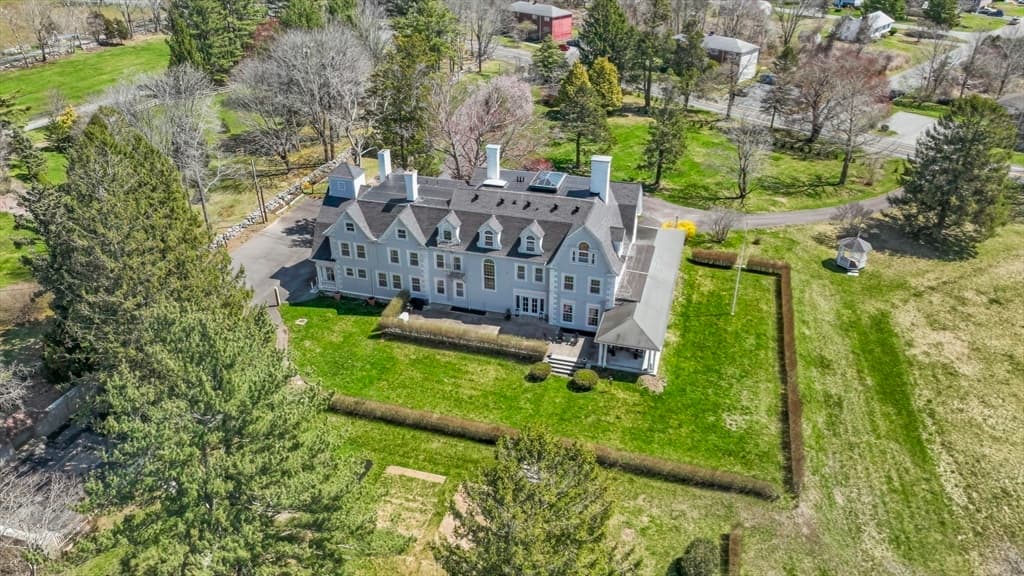 824 Tucker Rd, Dartmouth MA 02747 photo 5