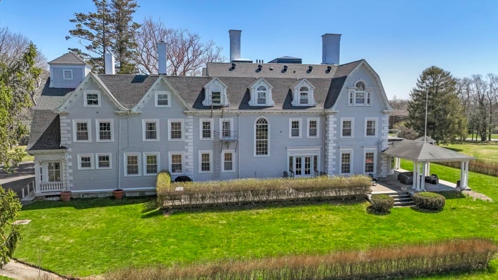 824 Tucker Rd, Dartmouth MA 02747 photo 4