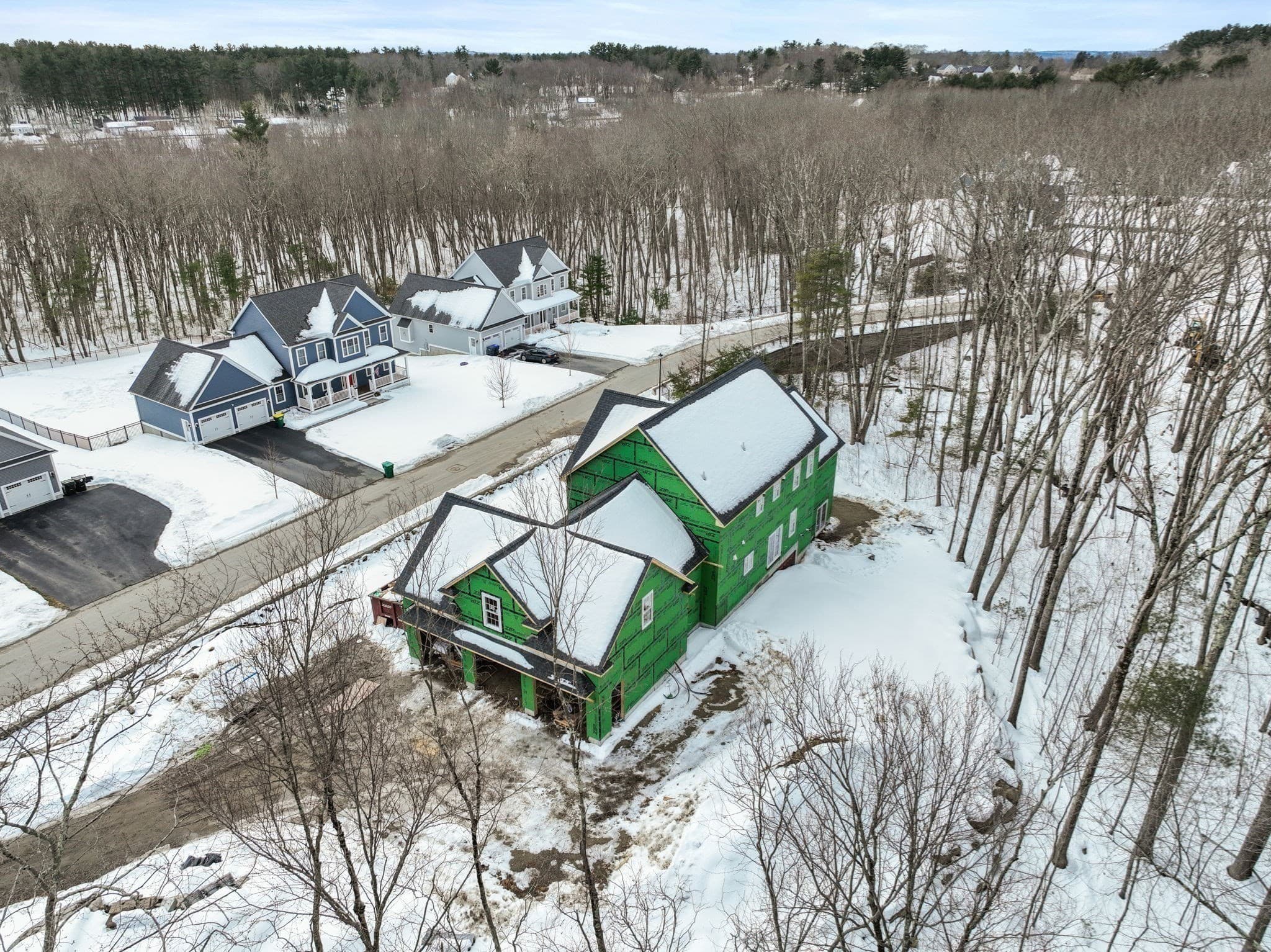 Single Family Residence at 90 Windstone Dr, Northbridge MA 01534, photo 2 of 9