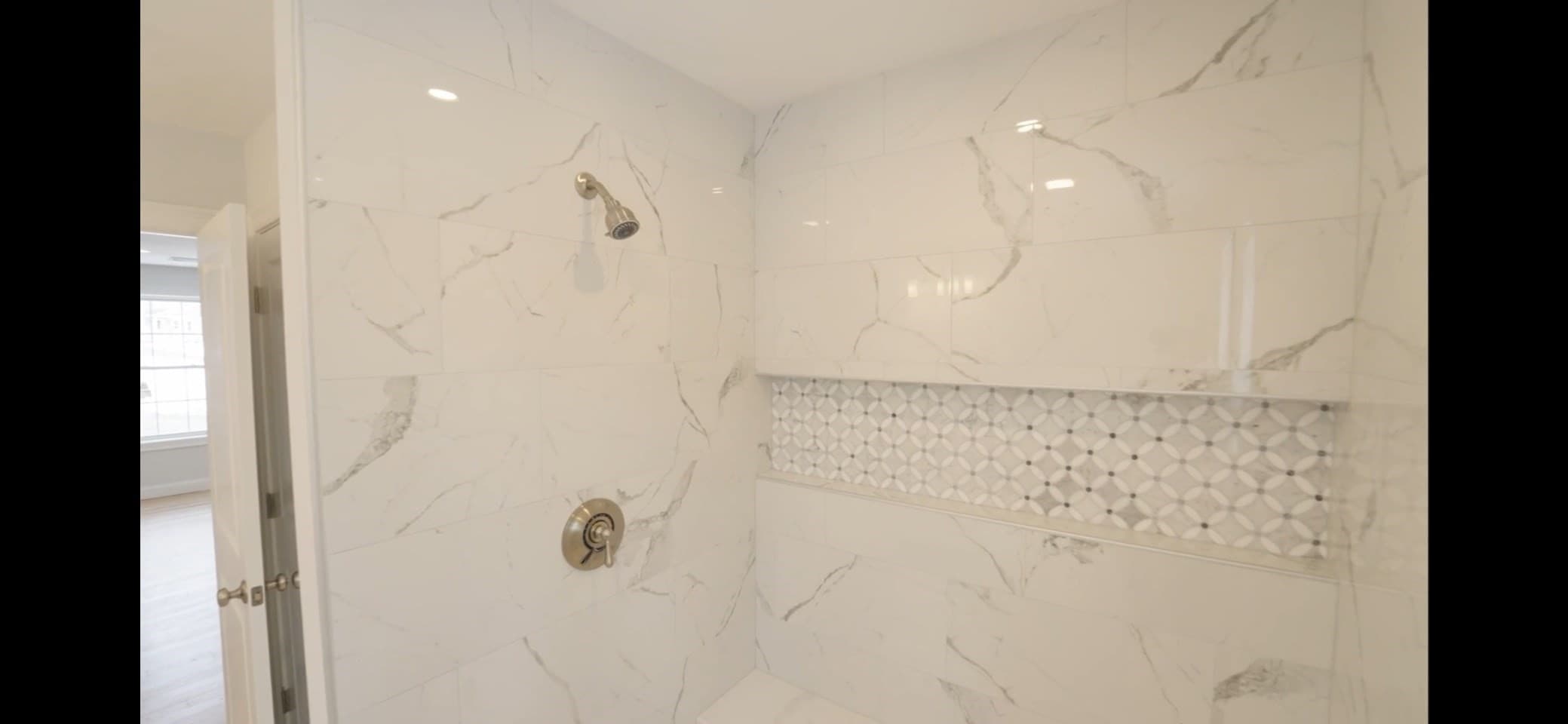 Single Family Residence at 90 Windstone Dr, Northbridge MA 01534, photo 9 of 9