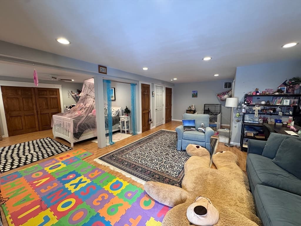 Single Family Residence at 127 Preservation Way, Tiverton RI 02878, photo 35 of 42