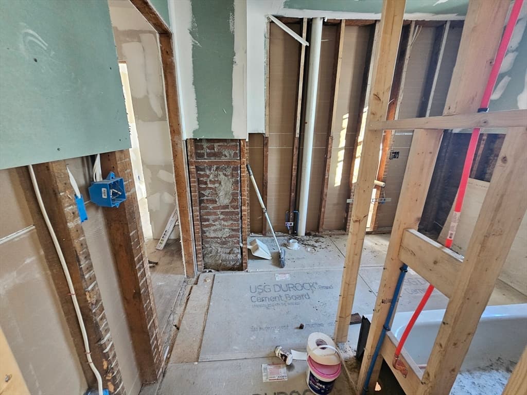 Single Family Residence at 15 Buel St, Pittsfield MA 01201, Pittsfield, photo 10 of 31