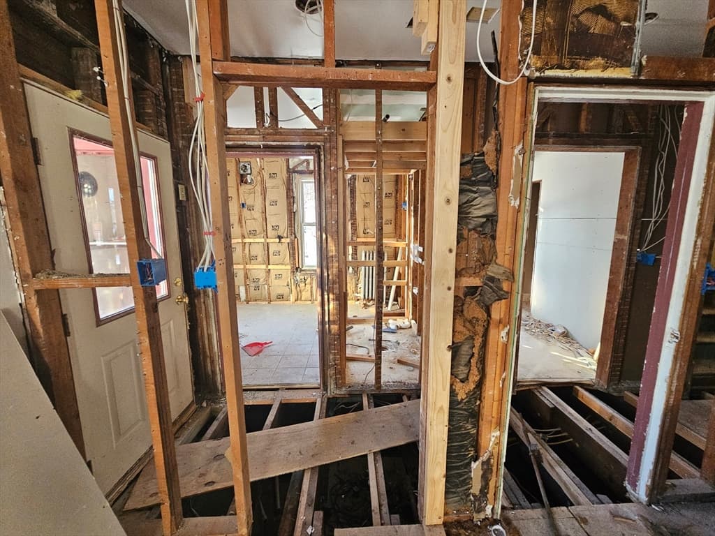 Single Family Residence at 15 Buel St, Pittsfield MA 01201, Pittsfield, photo 18 of 31