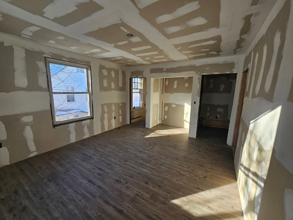 Single Family Residence at 15 Buel St, Pittsfield MA 01201, Pittsfield, photo 11 of 31