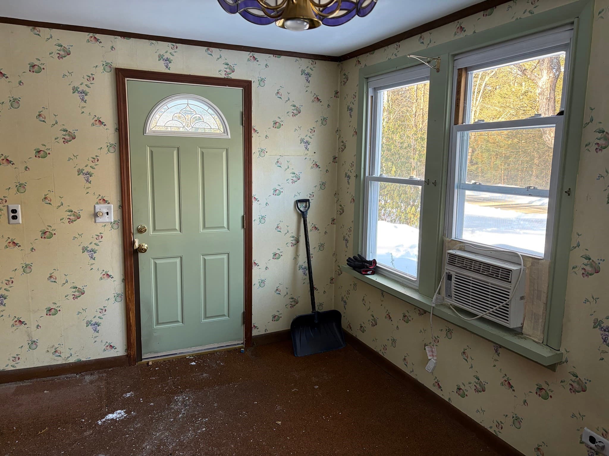 Single Family Residence at 11 S Chesterfield Rd, Goshen MA 01032, photo 9 of 32