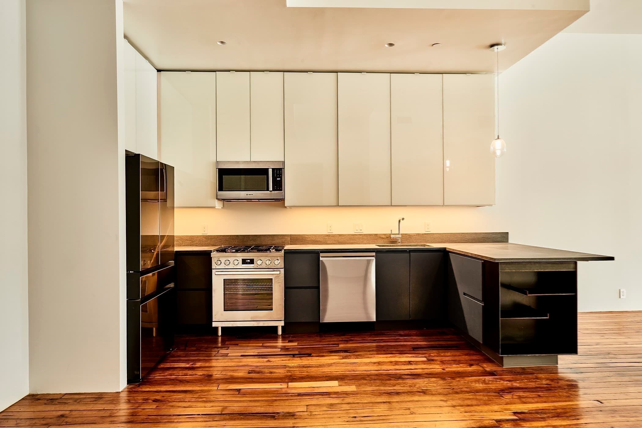 Condominium at 520 State Rd # 303, North Adams MA 01247, photo 10 of 35