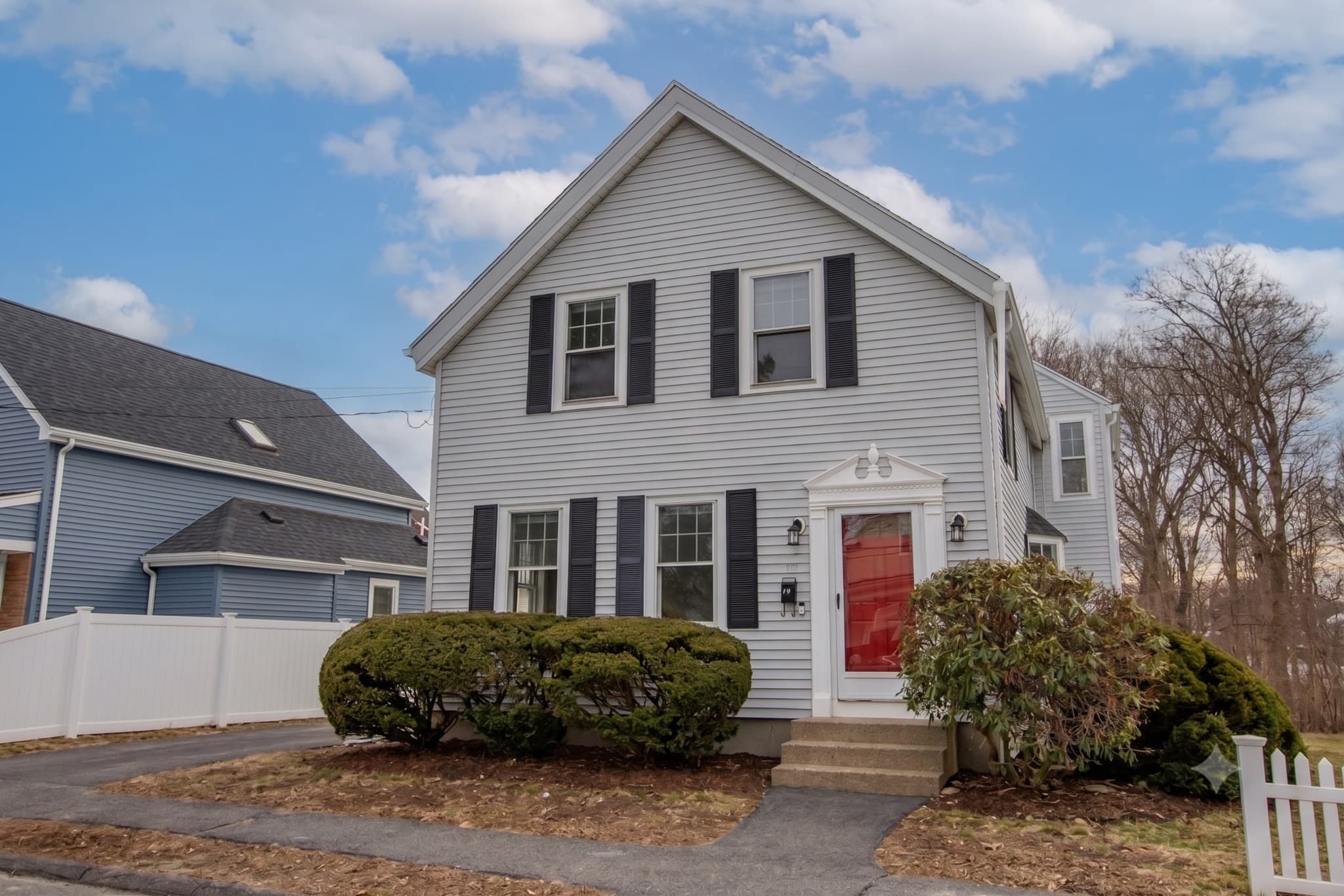 49 Greenhood St, Dedham MA 02026
