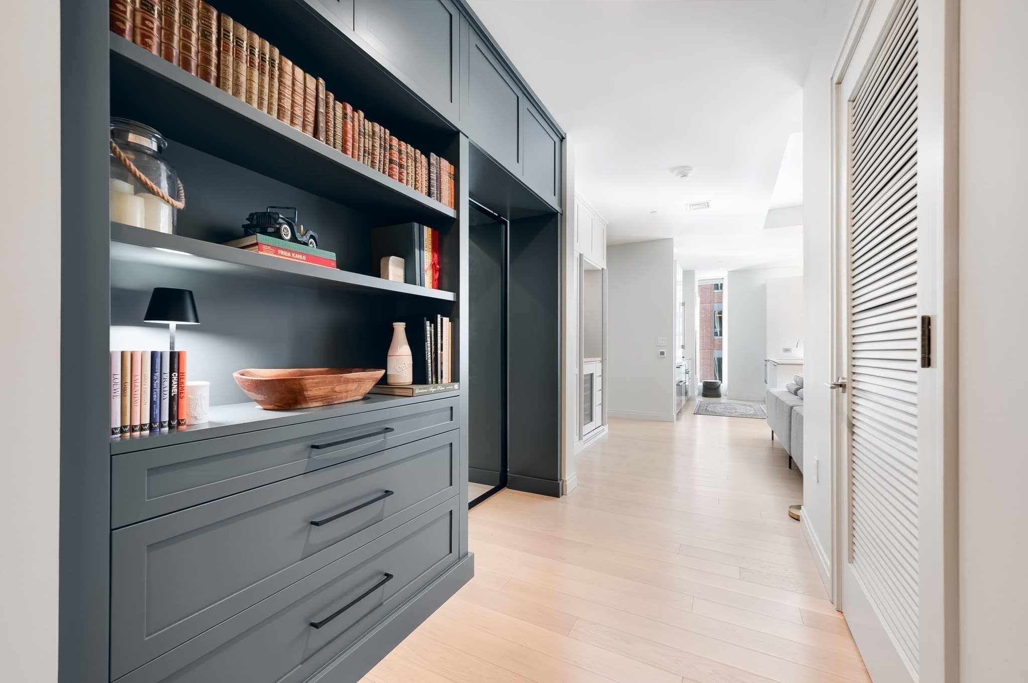 Condominium at 135 Seaport Blvd # 1806, Boston MA 02210, photo 13 of 39