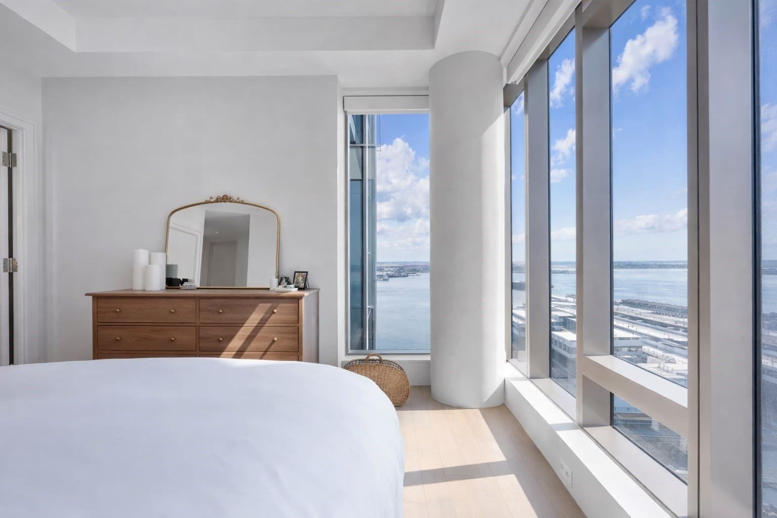 Condominium at 135 Seaport Blvd # 1806, Boston MA 02210, photo 16 of 39