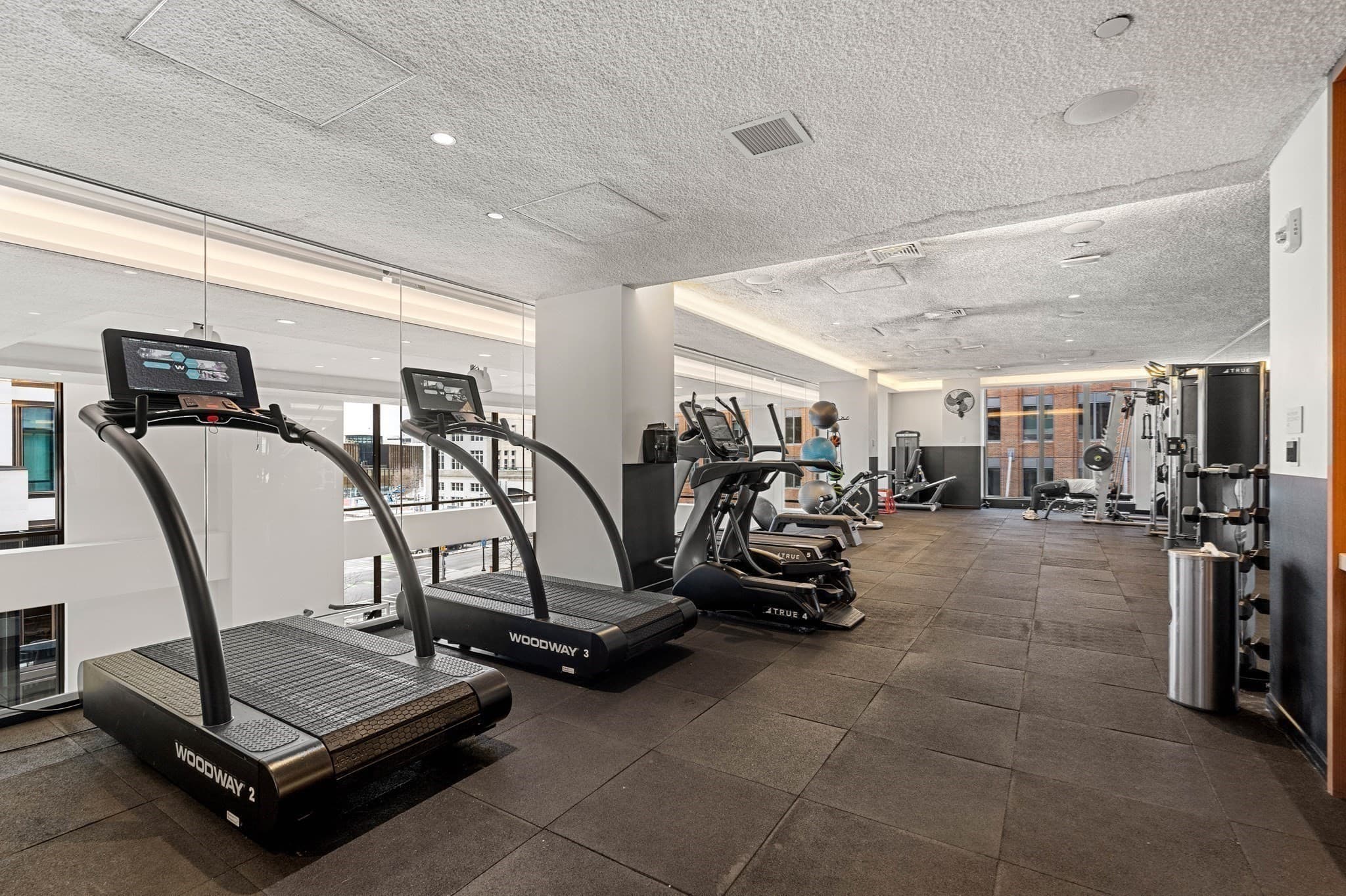 Condominium at 135 Seaport Blvd # 1806, Boston MA 02210, photo 26 of 39