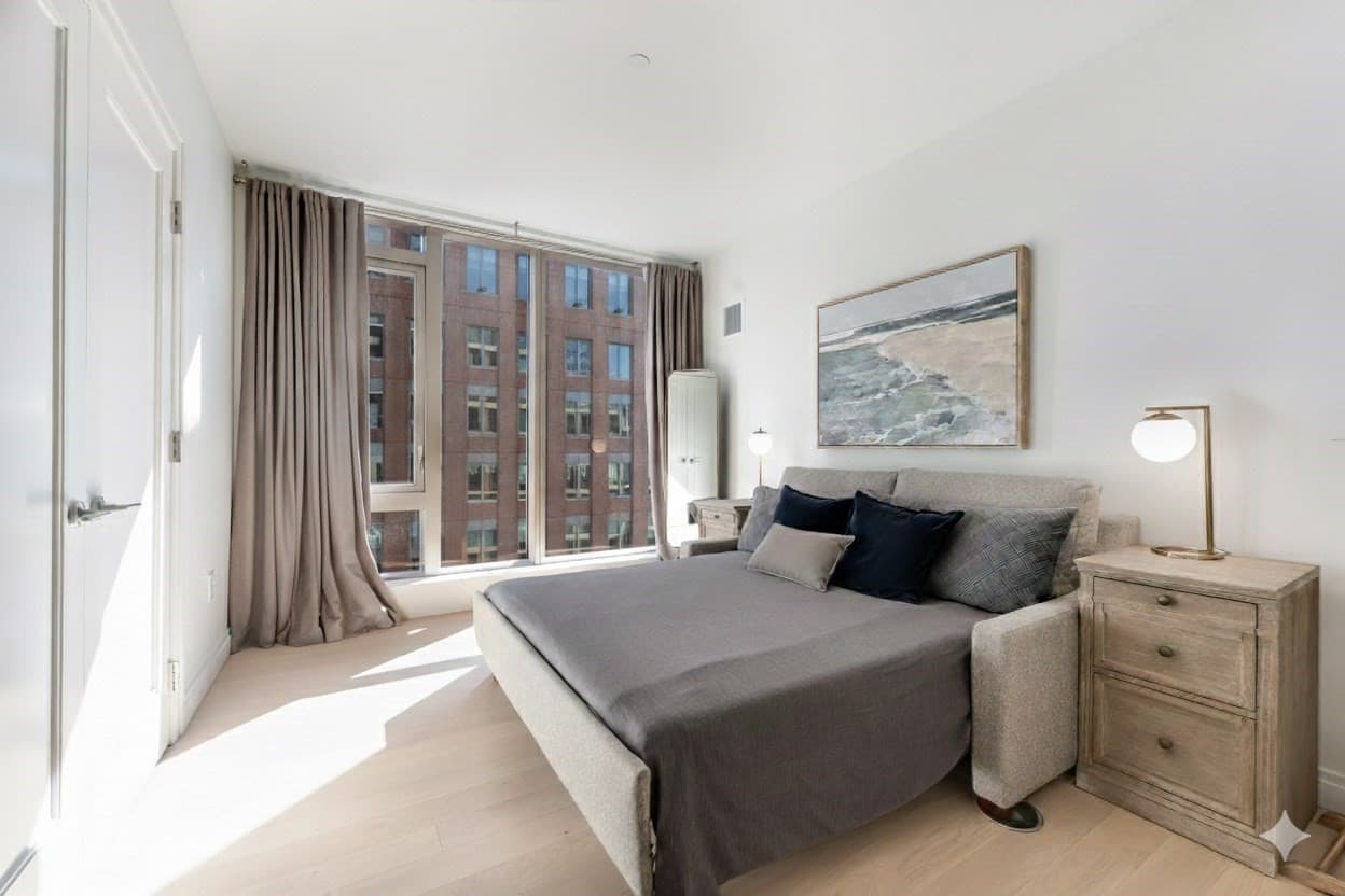 Condominium at 135 Seaport Blvd # 1806, Boston MA 02210, photo 20 of 39