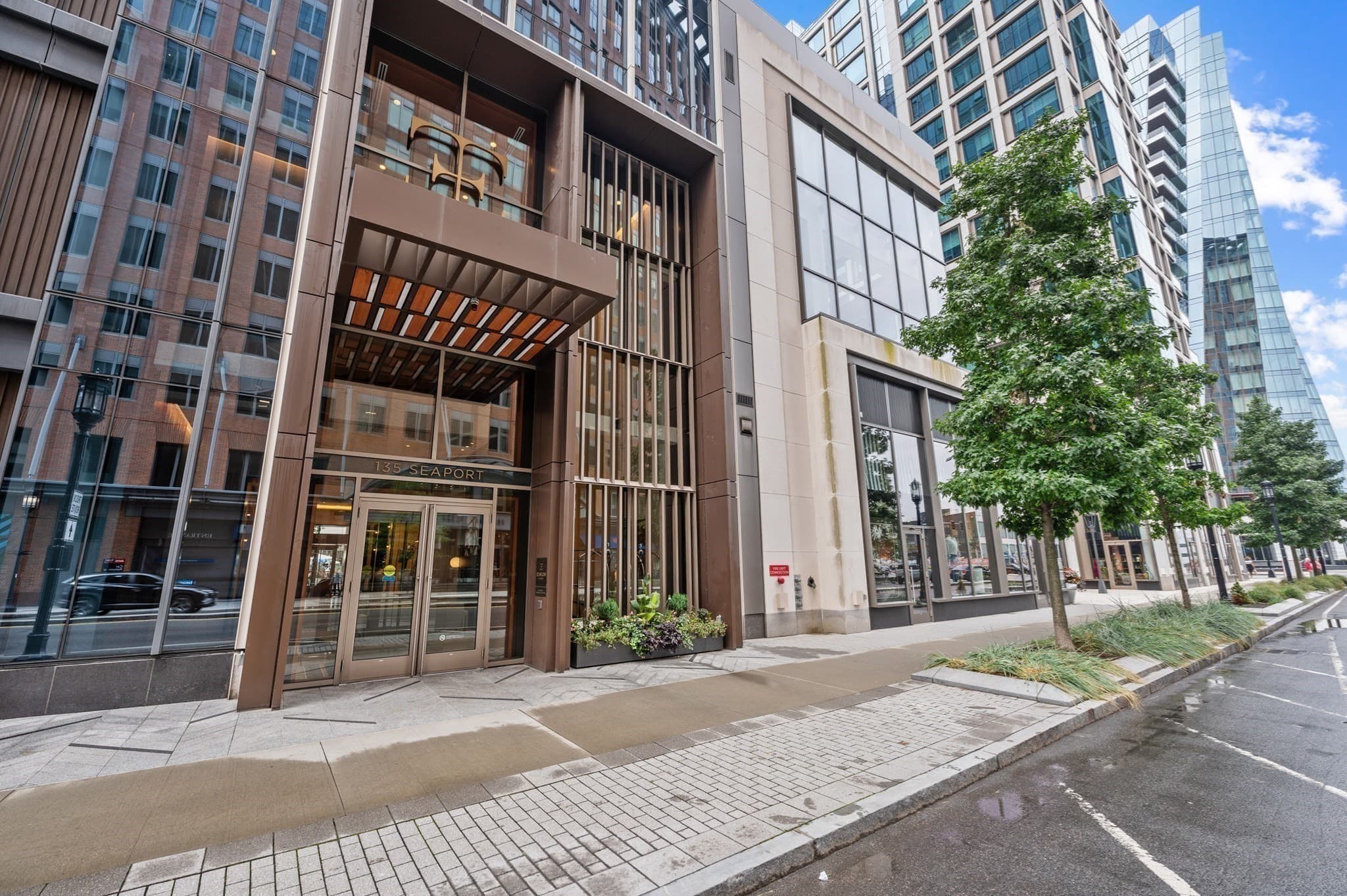 Condominium at 135 Seaport Blvd # 1806, Boston MA 02210, photo 37 of 39