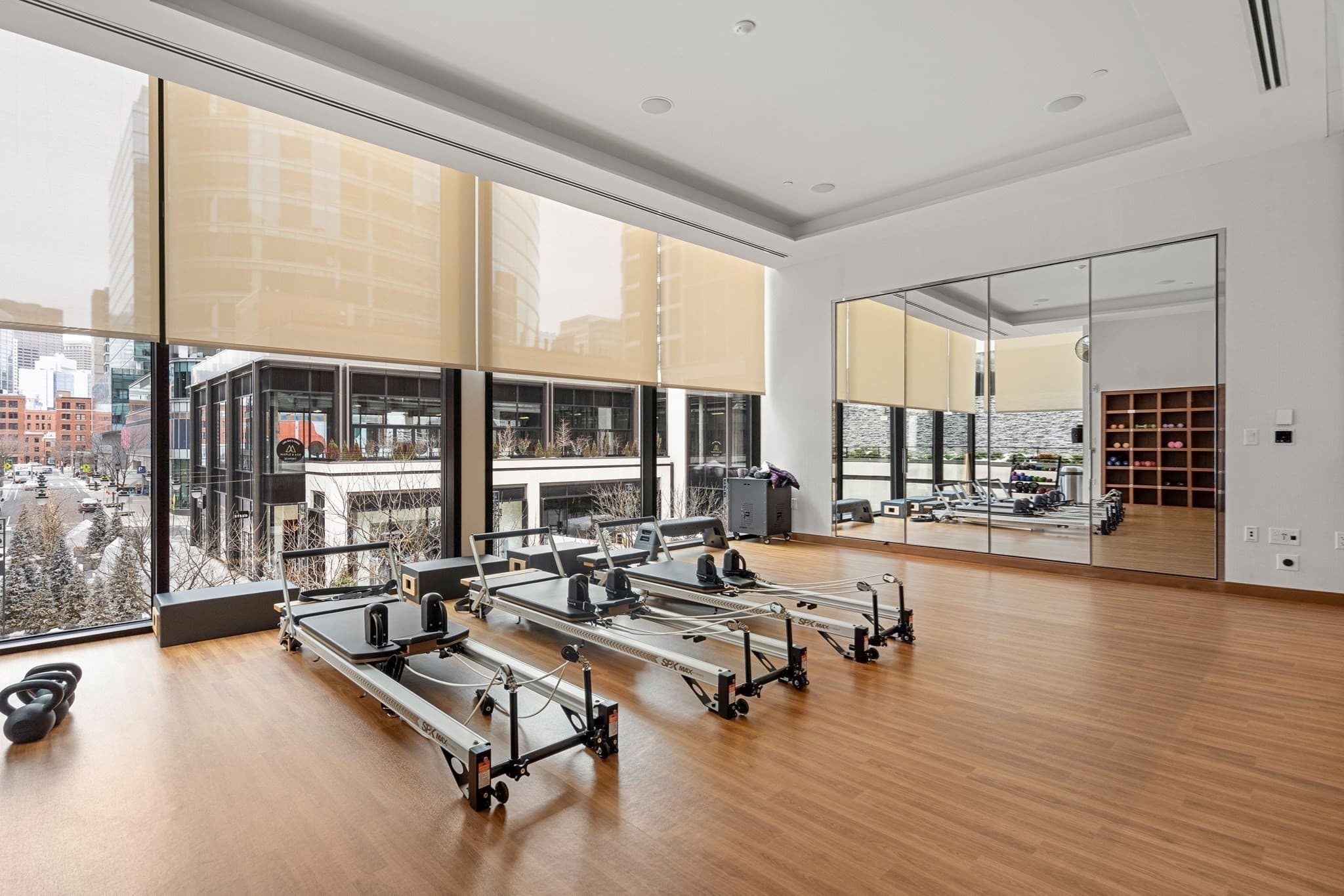 Condominium at 135 Seaport Blvd # 1806, Boston MA 02210, photo 25 of 39