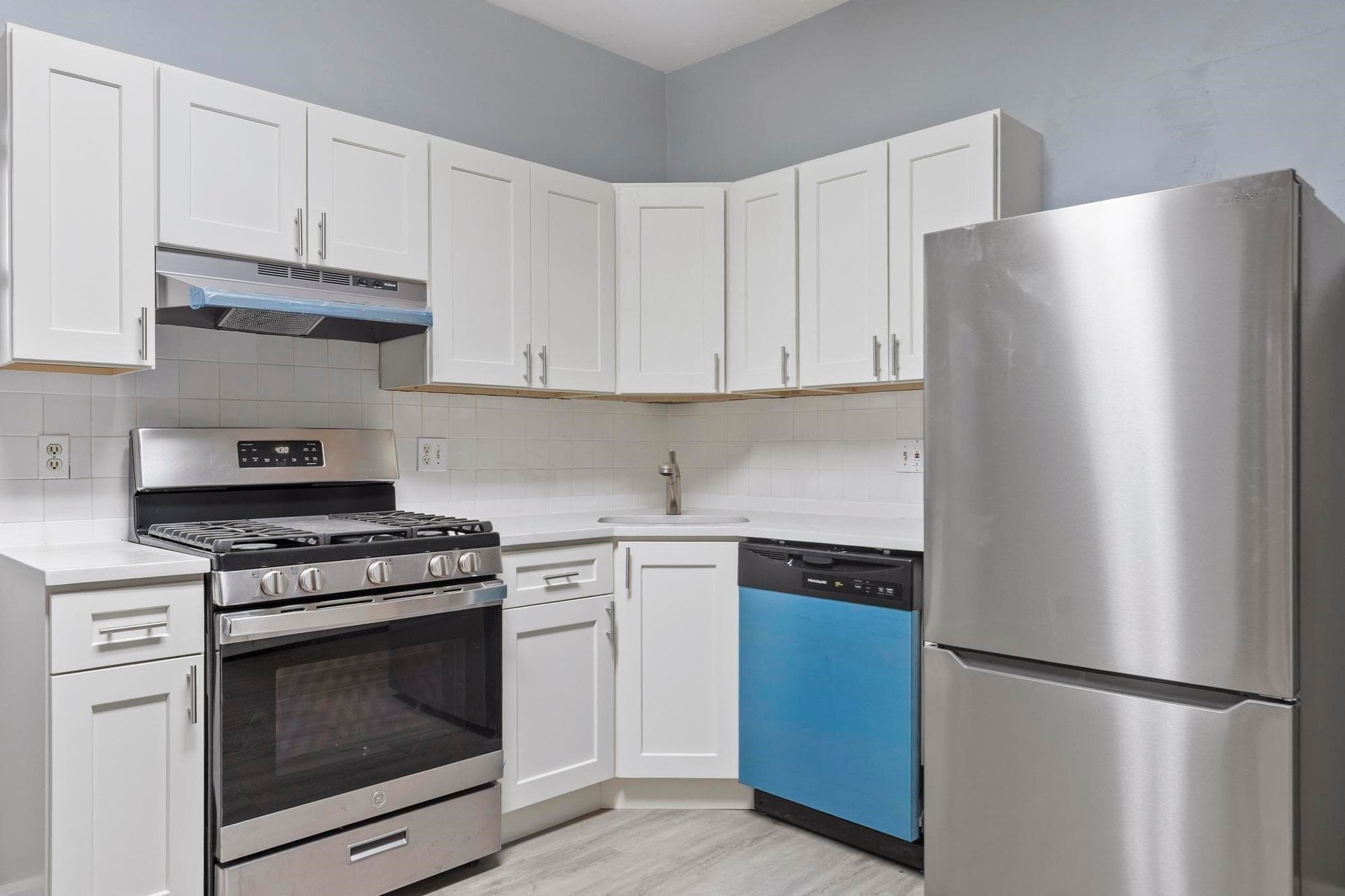 3 Family - 3 Units Up/Down at 3150 Washington St, Boston MA 02130, photo 8 of 21
